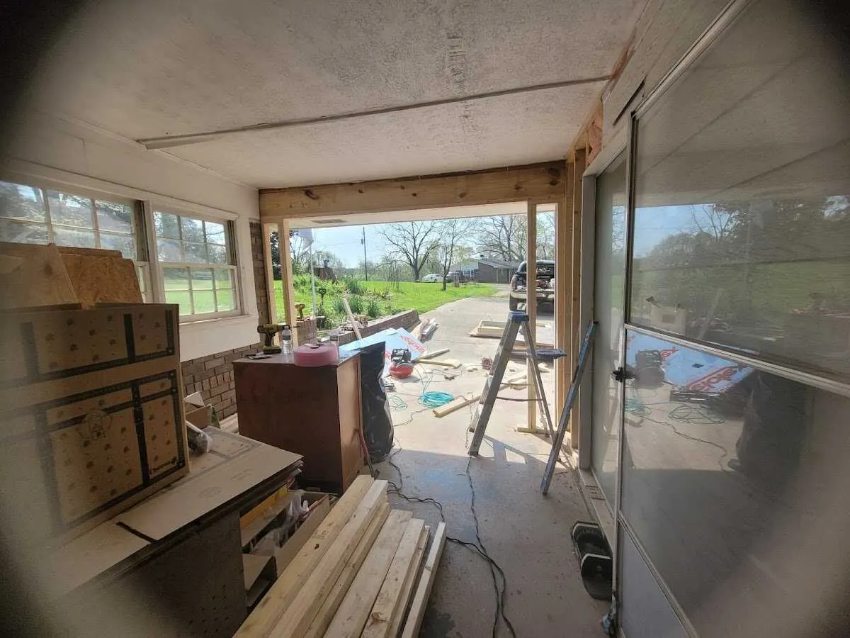 Air movers and dehumidifier for Water Mitigation Services in Glen Burnie